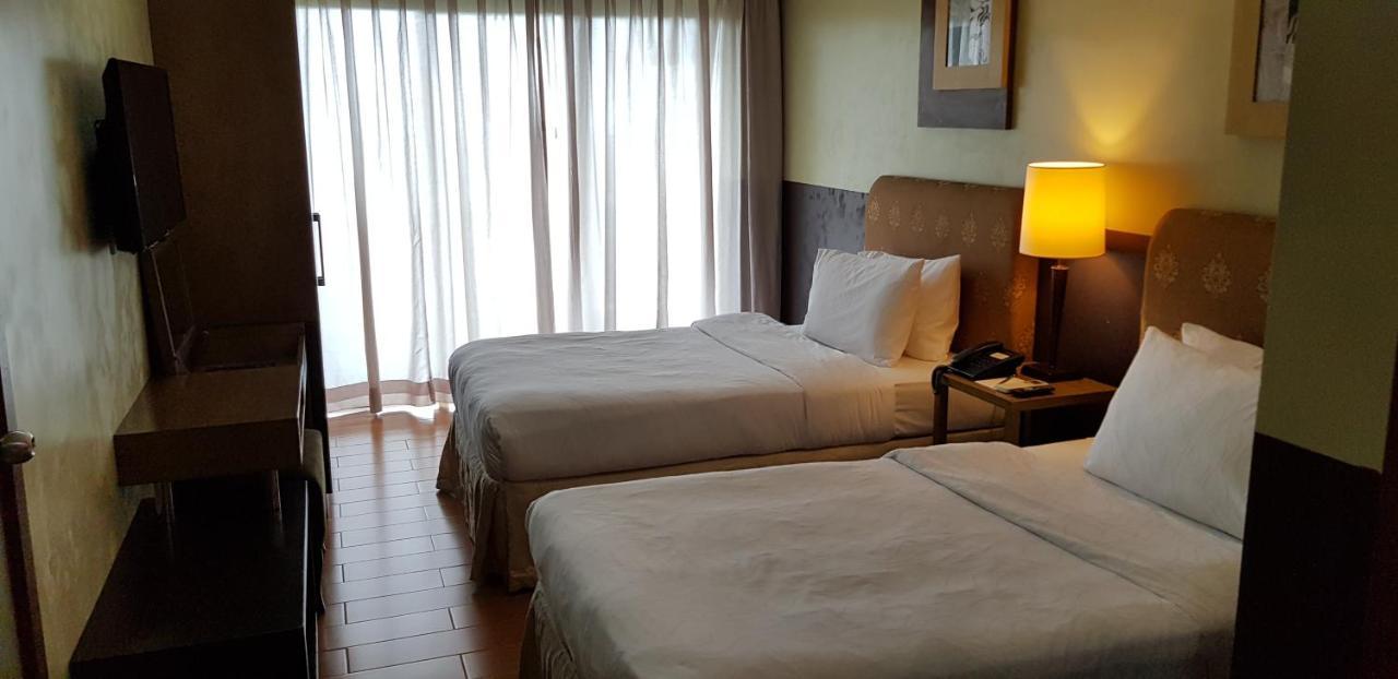 One Tagaytay Place Private Residences Tagaytay City Екстер'єр фото