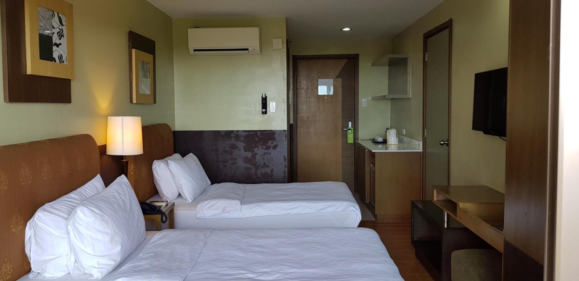 One Tagaytay Place Private Residences Tagaytay City Екстер'єр фото